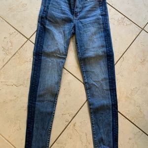American Eagle size 6 jeans